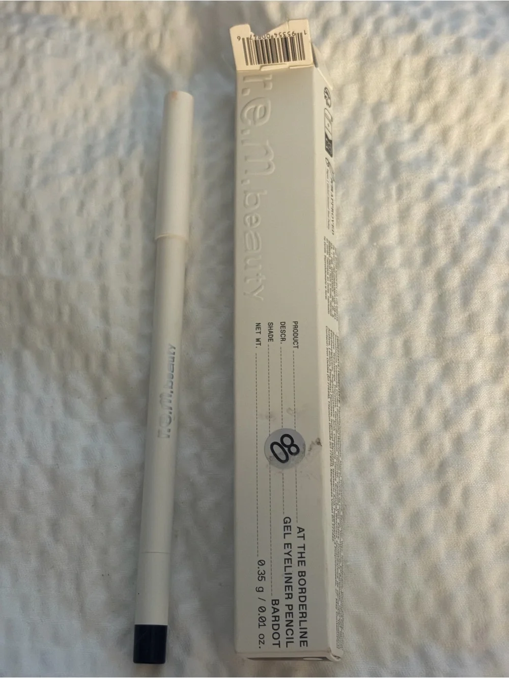 r.e.m. beauty At The Borderline Gel Eyeliner Pencil Color:bardot jet black